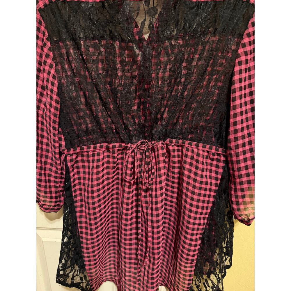Torrid Women's Pink Black Gingham Tie Back Lace Trim Sheer Boho Top Size 0 Large - Picture 7 of 10